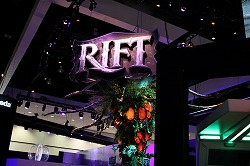 E3 2011פ򿶤֤äơ򤷤4GameråդԽ嵭Ǻ