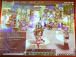 画像集#005のサムネイル/［TGS 2010］「ラグナロクオンライン」コスプレイベントもあったWebMoneyブース最終日レポート
