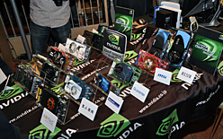 画像集#022のサムネイル/NVIDIA,秋葉原のユーザー向けイベントで「GeForce 3D Vision」「PhysX」などをアピール