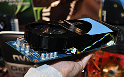 画像集#024のサムネイル/NVIDIA,秋葉原のユーザー向けイベントで「GeForce 3D Vision」「PhysX」などをアピール