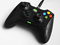 Razer,Xbox 360&PC向けの多ボタン&高機能ゲームパッド「Sabertooth」を発表。さっそく使ってみた