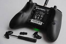 画像集#016のサムネイル/Razer，Xbox 360＆PC向けの多ボタン＆高機能ゲームパッド「Sabertooth」を発表。さっそく使ってみた 
