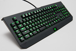 画像集#002のサムネイル/Razer独自の「緑軸」「オレンジ軸」メカニカルキースイッチは買いか？ ゲーマー向けキーボード「BlackWidow」の新モデルをテスト