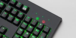 画像集#007のサムネイル/Razer独自の「緑軸」「オレンジ軸」メカニカルキースイッチは買いか？ ゲーマー向けキーボード「BlackWidow」の新モデルをテスト