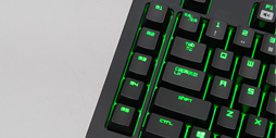 画像集#008のサムネイル/Razer独自の「緑軸」「オレンジ軸」メカニカルキースイッチは買いか？ ゲーマー向けキーボード「BlackWidow」の新モデルをテスト