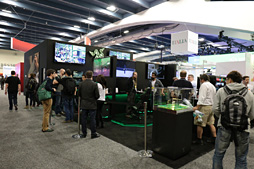 画像集 No.002のサムネイル画像 / ［GDC 2015］仮想現実対応デバイス統一規格を目指す「OSVR」の現状は？ 対応製品とデモの内容を探る