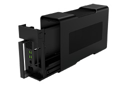 画像集 No.009のサムネイル画像 / Razer,ゲーマー向けUltrabook「Blade Stealth」発表。Thunderbolt 3接続の外付けグラフィックスボックスと組み合わせてゲームマシンに