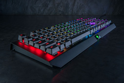 画像集 No.019のサムネイル画像 / Razerに聞くゲーマー向けキーボード新モデル「BlackWidow X」。オリジナルキースイッチは“第2世代”に