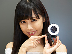 リングライト付きWebカメラ「Razer Kiyo」を試す。最小限の照明でけっこうキレイに顔出し配信できるアイテムだ