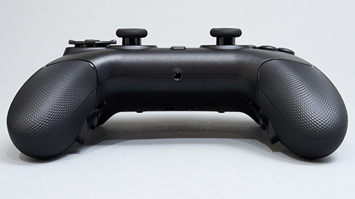 画像ギャラリー No.011のサムネイル画像 / PSレイアウト×eスポーツ前提の尖ったゲームパッド「Raiju V3 Pro」テストレポート。価格は高いが満足できる製品だ