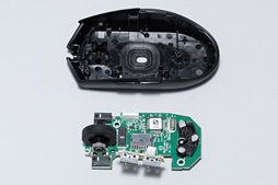 画像集 No.035のサムネイル画像 / 「Pro Gaming Mouse」レビュー。Logicool G初の「PRO」マウス，性能は文句なしだが……