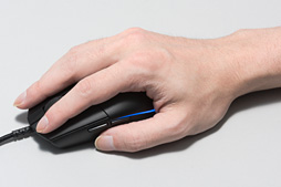 画像集 No.044のサムネイル画像 / 「Pro Gaming Mouse」レビュー。Logicool G初の「PRO」マウス，性能は文句なしだが……