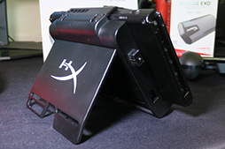画像集#009のサムネイル/HyperX,Qi充電機能付きのヘッドセットやスマートフォン用グリップをCES 2020で発表。実機を写真でチェックしてみよう