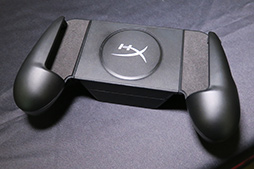 画像集#011のサムネイル/HyperX,Qi充電機能付きのヘッドセットやスマートフォン用グリップをCES 2020で発表。実機を写真でチェックしてみよう