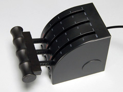 画像集#014のサムネイル/フライトシマー必携か? 「Pro Flight Yoke System」のレビューを掲載