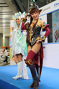 画像集#014のサムネイル/「ルーセントハート」「DIVINA」「Web 恋姫†夢想」のコスプレイヤーとドキドキのミニゲームを。「秋葉原PCゲームフェスタ」のガマニアステージをレポート