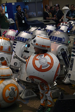 画像集 No.008のサムネイル画像 / Access Accepted第534回:コスプレだらけの「Star Wars Celebration」でゲームの将来を考える