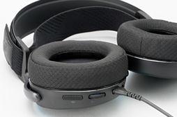 画像集 No.012のサムネイル画像 / SteelSeries,ゲーマー向けヘッドセットの新製品「Arctis Pro」を発表。ハイレゾ対応の上位モデルに意味はあるのか,その音を聞いてみた