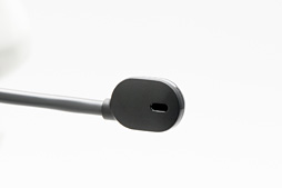 画像集 No.025のサムネイル画像 / SteelSeries,ゲーマー向けヘッドセットの新製品「Arctis Pro」を発表。ハイレゾ対応の上位モデルに意味はあるのか,その音を聞いてみた