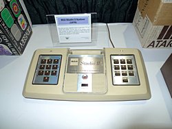 画像集#040のサムネイル/ビデオゲームの歴史がここに集結。激レアなコンシューマゲーム実機に触れられたE3会場の「VIDEOGAME HISTORY MUSEUM」ブースを紹介