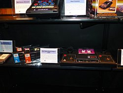 画像集#059のサムネイル/ビデオゲームの歴史がここに集結。激レアなコンシューマゲーム実機に触れられたE3会場の「VIDEOGAME HISTORY MUSEUM」ブースを紹介