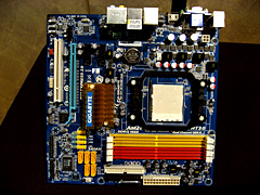 画像集#025のサムネイル/NVIDIA,AMD製CPU向けチップセット「nForce 780a SLI」を発表――mGPU搭載,Hybrid SLI対応のフラグシップ