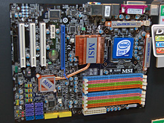 画像集#003のサムネイル/［COMPUTEX 2008＃23］マザーボードからグラフィックスカードへと広がる，MSIの省電力ブランド「DrMOS」