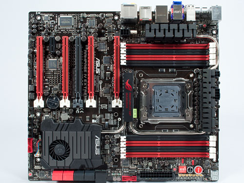 画像集#003のサムネイル/「Sandy Bridge-E」はまもなく登場? ゲーマー向けX79マザーボード「Rampage IV Extreme」を写真で見る