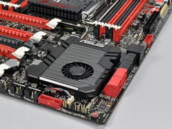 画像集#017のサムネイル/「Sandy Bridge-E」はまもなく登場? ゲーマー向けX79マザーボード「Rampage IV Extreme」を写真で見る