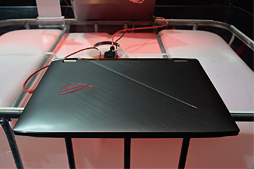 画像集 No.003のサムネイル画像 / ASUS,世界初となる「垂直144Hz&G-SYNC対応液晶パネル搭載のゲーマー向けノートPC」を公開