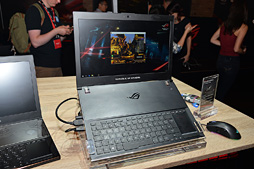 画像集 No.009のサムネイル画像 / ASUS,世界初となる「垂直144Hz&G-SYNC対応液晶パネル搭載のゲーマー向けノートPC」を公開