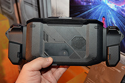 画像集 No.021のサムネイル画像 / ASUS,ゲーム特化スマートフォン新製品「ROG Phone II」を発表。6.59インチ有機ELパネルとSnapdragon 855 Plusを採用する