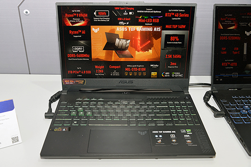 画像集 No.020のサムネイル画像 / ウルトラワイドの有機ELディスプレイやNUCにも注目。ノートPC以外にも気になるASUSの新製品をまとめてチェック