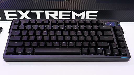 画像集 No.008のサムネイル画像 / AMDの最新CPUを積んだゲーマー向け薄型ノートPC「ROG Zephyrus G16」がASUSから登場
