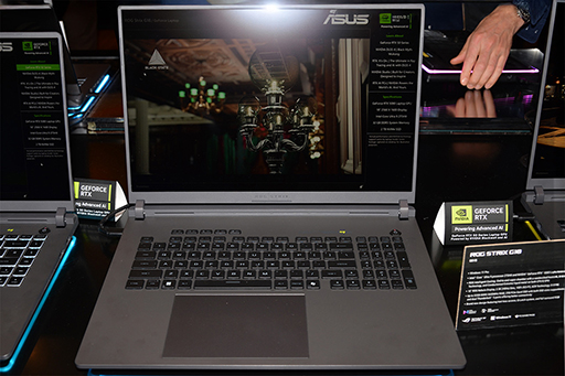画像集 No.007のサムネイル画像 / GeForce RTX 50搭載のゲーマー向けPCとグラフィックスカードをASUSが公開。国内イベントでも披露の予定あり