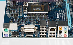 画像集#007のサムネイル/「P57」「H57/H55」チップセットのスペックが垣間見える,CeBIT 2009のIntelブース