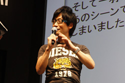 画像集#012のサムネイル/［TGS 2011］「メタルギア」キャスト陣と須田剛一さんがゲストとして登場したKONAMIブースの超豪華ラストステージ「Kojima Productions SPECIAL STAGE」をレポート
