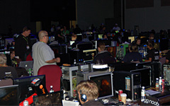 画像集#003のサムネイル/［NVISION 08＃09］LANパーティ「GeForce LAN」，36時間連続プレイでギネス世界記録を達成