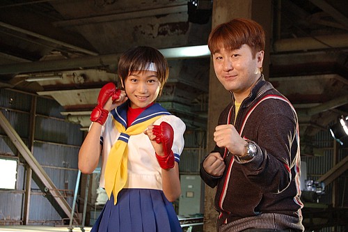 画像集#018のサムネイル/「ストリートファイターIV」のテレビCFは高田光莉さん演じる「さくら」が主役! 撮影現場の様子をお届け