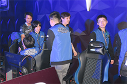 画像集 No.018のサムネイル画像 / 「LoL」のアジア最強アマチーム決定戦を振り返る。海外遠征初挑戦のチーム「山」は強豪との戦いで何を得たのか?