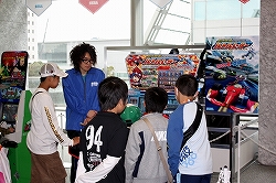 画像集#004のサムネイル/「初音ミク-Project DIVA-」のステージイベントも行われた，セガ「やっぱ遊びな祭 09」のイベントレポートをお届け