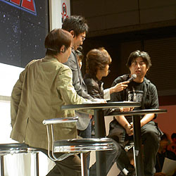画像集#002のサムネイル/［TGS 2008＃071］やっぱり古谷徹氏がゲスト参加した「ガンダム・ファイト スペシャルステージ」レポート