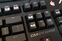 画像集#007のサムネイル/［COMPUTEX］Cooler Master，「USB接続で全キー同時押し対応」のゲーマー向けメカニカルキーボードを公開