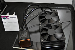 画像集#032のサムネイル/［COMPUTEX］Cooler Master，「USB接続で全キー同時押し対応」のゲーマー向けメカニカルキーボードを公開