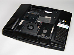 画像集#005のサムネイル/「Alienware M17x」レビュー掲載。GeForce GTX 260M×2でGTX 260並みの性能を発揮