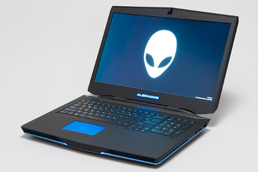 画像集#002のサムネイル/完全新作となったALIENWAREのノートPCを写真で見る。デザインは「戦艦」から「ステルス戦闘機」に&#033;&#063;