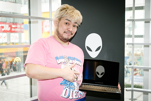 画像集 No.014のサムネイル画像 / 【PR】「NEW ALIENWARE 13 OLED VR」×バイオハザード7×男色ディーノ。有機ELパネル搭載ノートPCはゲームに何をもたらすか，プロレスラーが考えてみた