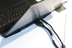 画像集 No.009のサムネイル画像 / 「ALIENWARE m15」国内初披露。ブランド初の薄型ノートPC，気になるその特徴を担当者が明らかに