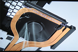 画像集 No.013のサムネイル画像 / 「ALIENWARE m15」国内初披露。ブランド初の薄型ノートPC，気になるその特徴を担当者が明らかに