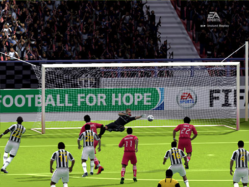 画像集#001のサムネイル/気分だけでもベッカムになれる。国際サッカー連盟公認の「FIFA 10」のデモ版を4GamerにUp
